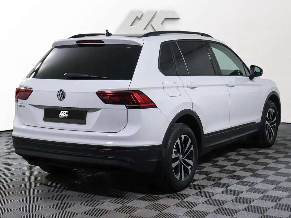 Volkswagen Tiguan, 2020 г.