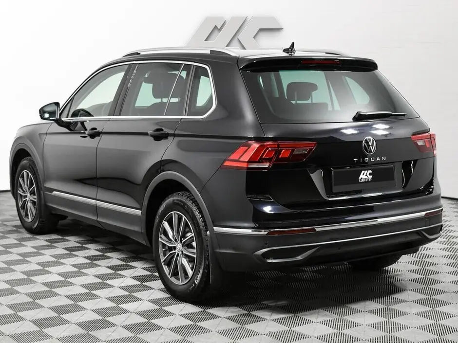 Volkswagen Tiguan, 2020 г.