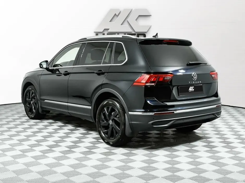 Volkswagen Tiguan, 2021 г.