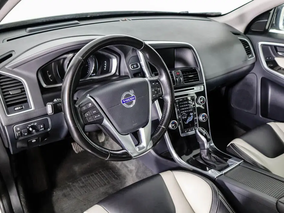 Volvo XC60, 2016 г.
